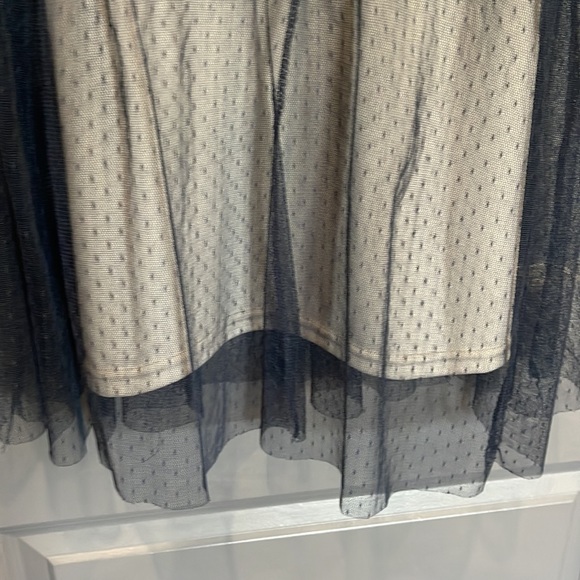 Embroidered dress. Excellent condition. Size XS - Picture 3 of 3